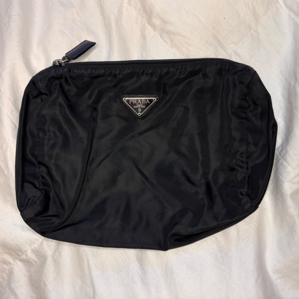 💎 Prada Large Black Tessuto Toiletry Bag - Picture 2 of 7